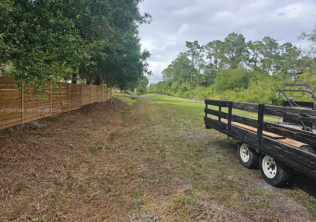 3rd image of 820 & 830 S Jasmine Street, Clewiston, FL 33440 | MLS# A12007186