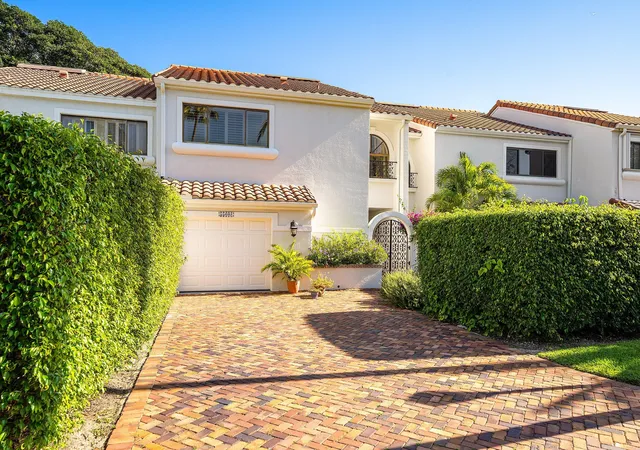 4th image of 5560 N Ocean Blvd #A, Ocean Ridge, FL 33435 | MLS# B26022835