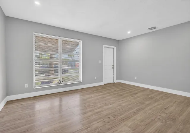Homes for sale in Hollywood, FL | 3830 Sw 30Th St, Hollywood, FL 33023 | MLS# B26022882