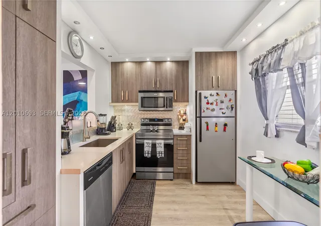 Photo 2 of Condo for sale at 2850 Somerset Dr #410L, Lauderdale Lakes, FL 33311 | MLS# A12010693 | Listing updated on 2026-05-02