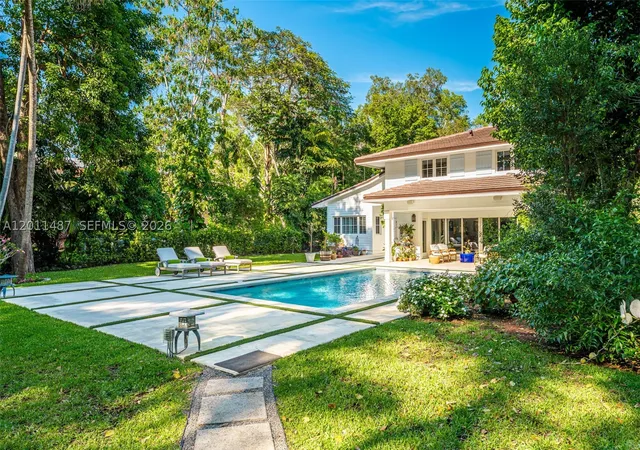 5th image of 4901 Hammock Park Dr, Coral Gables, FL 33156 | MLS# A12011487