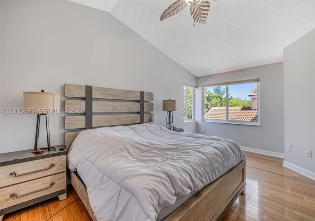 Photo 4 of Single family home for sale at 1065 Weeping Willow Way, Hollywood, FL 33019 | MLS# A12010595 | Listing updated on 2026-10-08