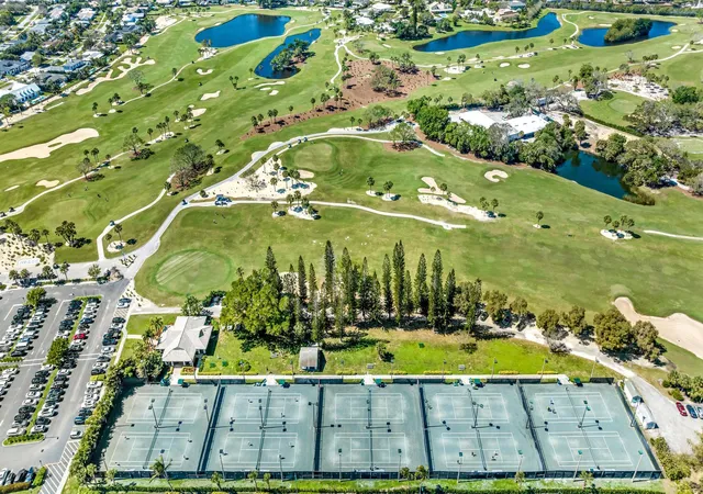 Homes for sale in North Palm Beach, FL | 37 Yacht Club Drive, North Palm Beach, FL 33408 | Houzeo
