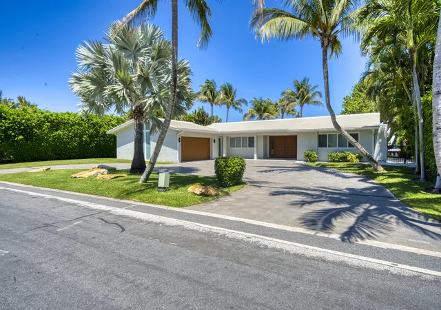 3rd image of 2259 Ibis Isle Rd E, Palm Beach, FL 33480 | MLS# B26022996
