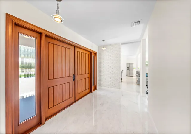 4th image of 2259 Ibis Isle Rd E, Palm Beach, FL 33480 | MLS# B26022996
