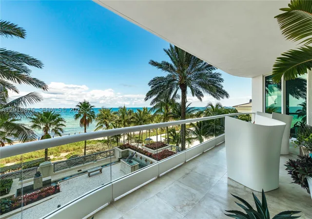 Photo 3 of Condo for sale at 16051 Collins Ave #403, Sunny Isles Beach, FL 33160 | MLS# A12010876 | Listing updated on 2026-08-06