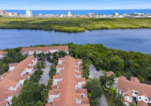 2nd image of 931 Lemonwood Ct, Hollywood, FL 33019 | MLS# B26023073