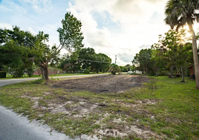 Homes for sale in Vero Beach, FL | 4805 34th Ave, Vero Beach, FL 32967 | MLS# B26023133