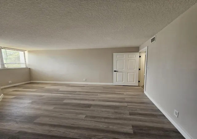 Homes for sale in West Palm Beach, FL | 1850 N Congress Avenue, West Palm Beach, FL 33401 | Houzeo