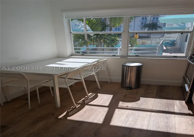 4th image of 326 Wilson St, Hollywood, FL 33019