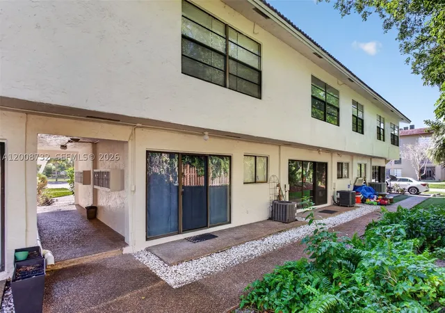 Photo 2 of Sale Pending at 2526 Coral Springs Dr #2526, Coral Springs, FL 33065 | MLS# A12008732 | Listing updated on 2026-10-08