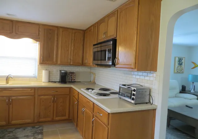 3rd image of 509 S Mccall Rd, Englewood, FL 34223 | MLS# B26023234