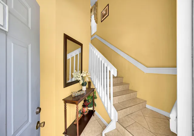 2nd image of 5379 Verona Dr #H, Boynton Beach, FL 33437 | MLS# B26023346