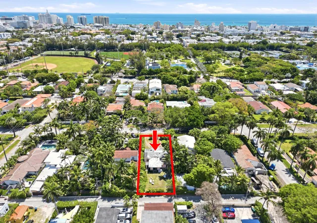 2nd image of 1324 Lenox Ave, Miami Beach, FL 33139 | MLS# B26023361