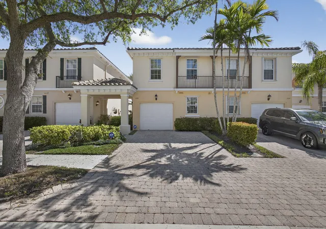Homes for sale in Palm Beach Gardens, FL | 306 Salinas Dr, Palm Beach Gardens, FL 33410 | MLS# B26023433