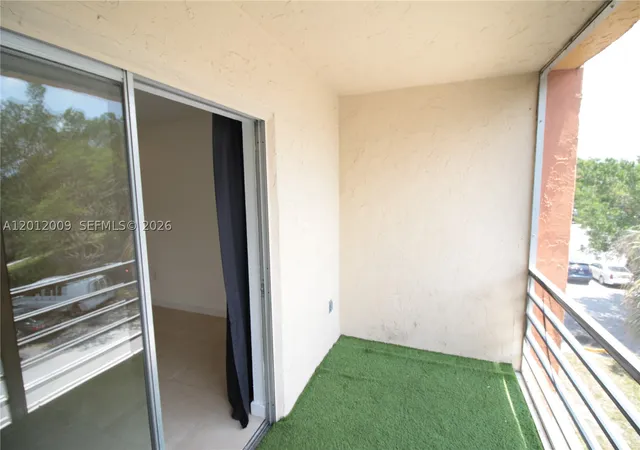 Homes for sale in Deerfield Beach, FL | 4314 Nw 9Th Ave #4-3C, Deerfield Beach, FL 33064 | MLS# A12012009
