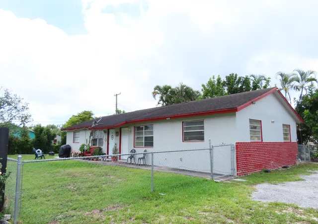 1st image of 1602 Meridian Rd, West Palm Beach, FL 33417 | MLS# B26023574