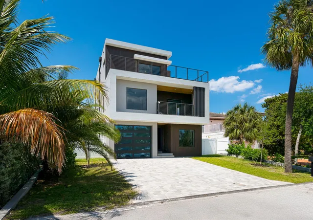 Homes for sale in Pompano Beach, FL | 3225 Canal Dr, Pompano Beach, FL 33062 | MLS# B26023596