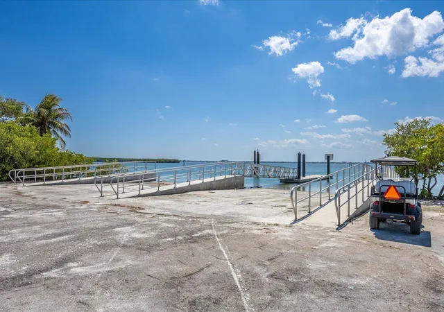 5th image of 1706 Plover Ave, Fort Pierce, FL 34949 | MLS# B26023630