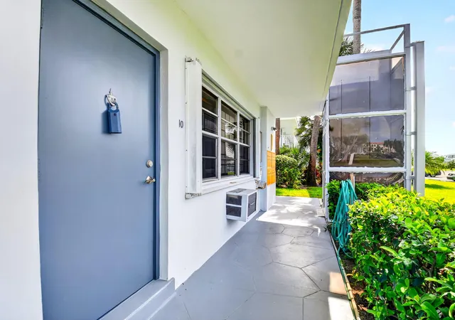 Homes for sale in Boynton Beach, FL | 2420 S Federal Hwy #0100, Boynton Beach, FL 33435 | MLS# B26023638