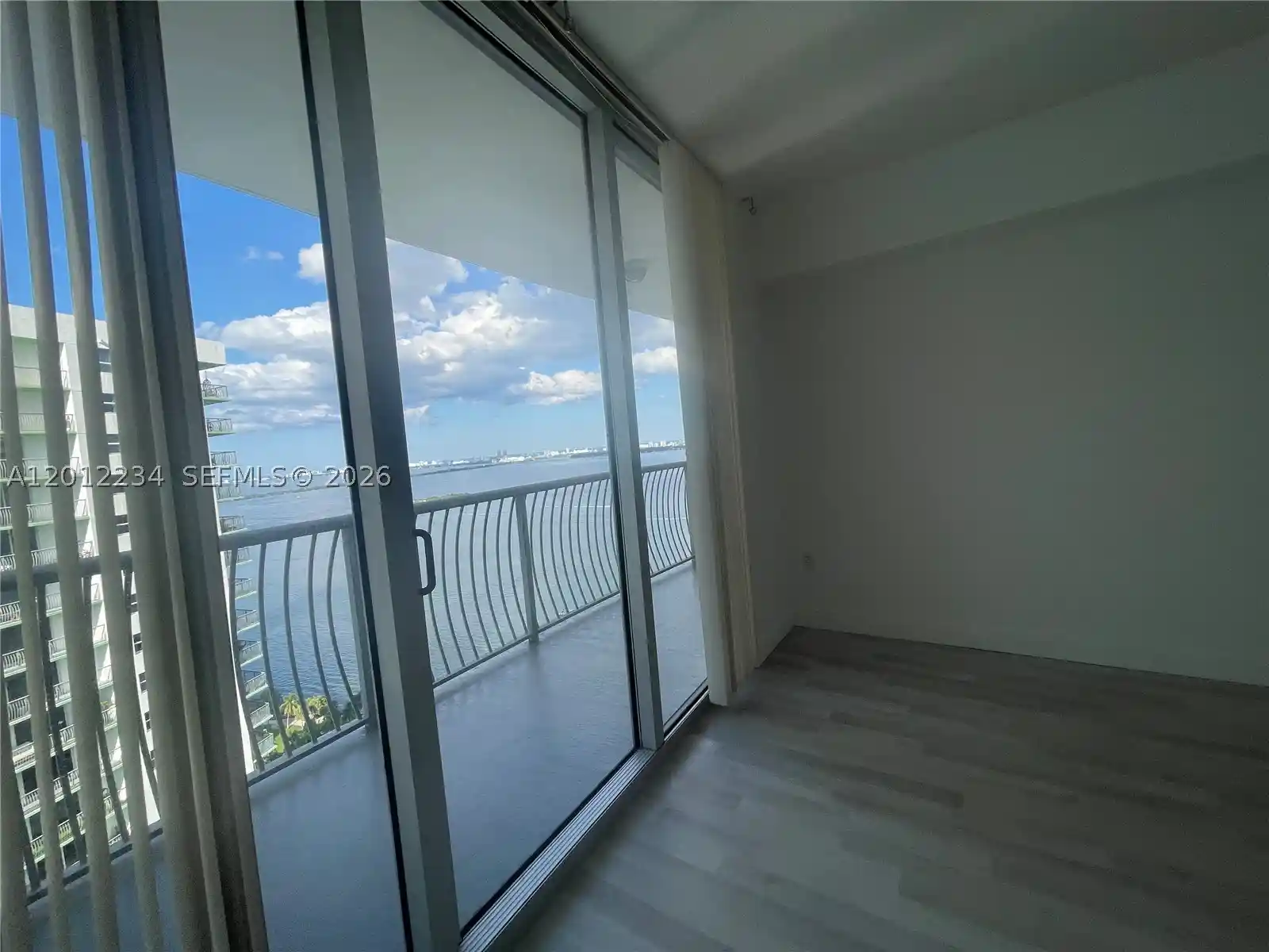 Listing Photo 59 - Condo for sale in Opera Tower located at 1750 N Bayshore Dr, Miami, FL 33132 - Unit #3403
