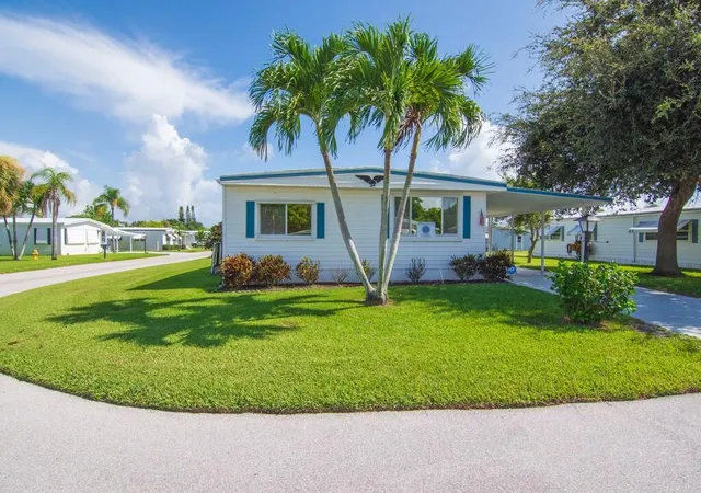 5th image of 264 Ne Cameo Wy, Jensen Beach, FL 34957 | MLS# B26023723