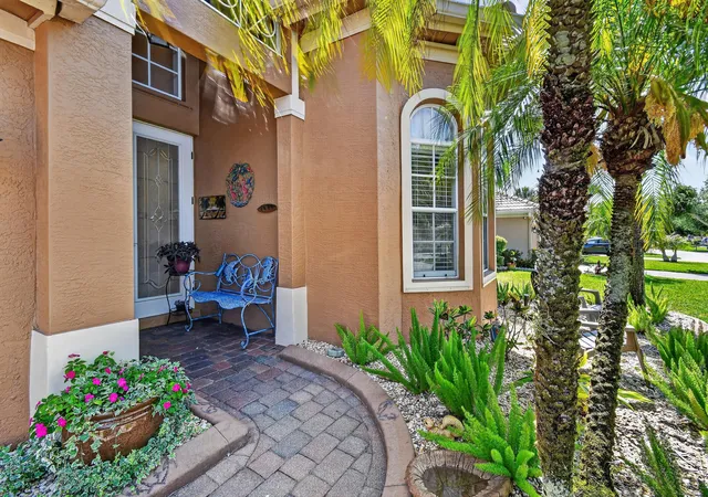 5th image of 332 Nw Stratford Ln, Port St Lucie, FL 34983 | MLS# B26023816