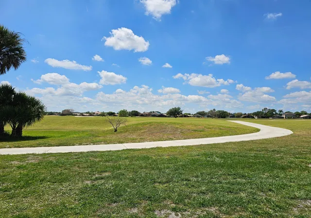 62nd image of 332 Nw Stratford Ln, Port St Lucie, FL 34983 | MLS# B26023816