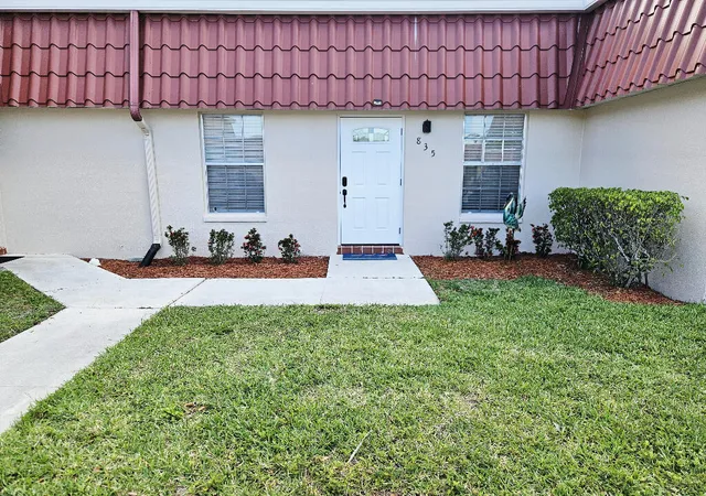 Homes for sale in Lake Worth, FL | 835 Salem Ln, Lake Worth, FL 33467 | MLS# B26023906