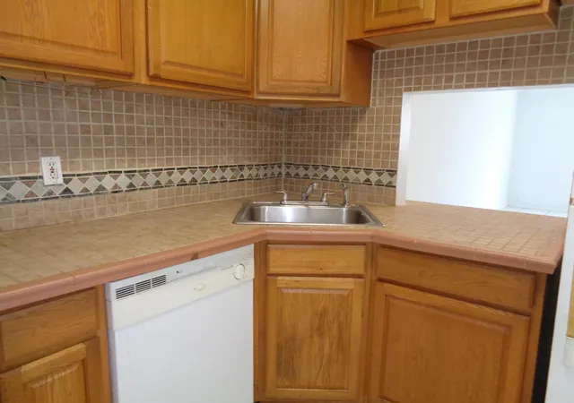 5th image of 2008 Jackson St, Hollywood, FL 33020