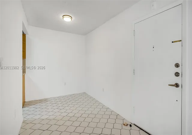 Photo 4 of Condo for sale at 7231 Miami Lakes Dr #C5, Miami Lakes, FL 33014 | MLS# A12011982 | Listing updated on 2026-09-30