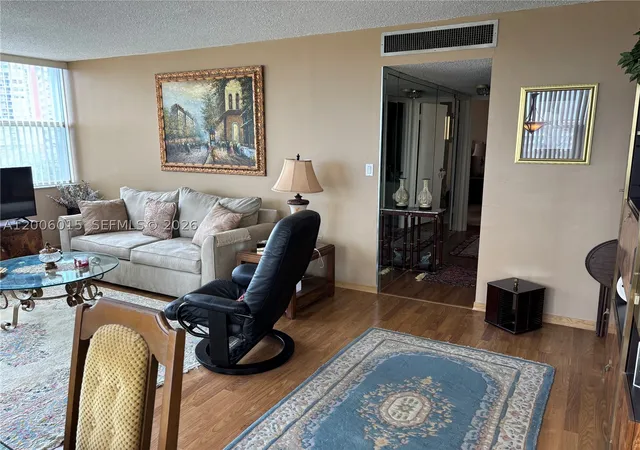 4th image of 1200 NE Miami Gdns Dr, North Miami Beach, FL 33179
