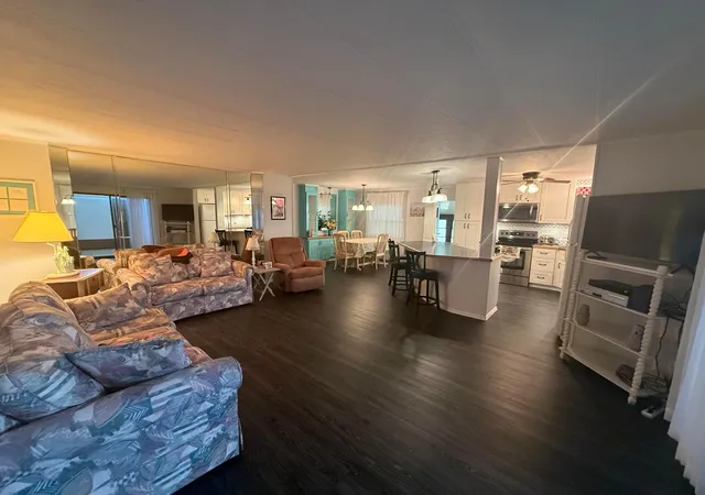 4th image of 8044 Se Patriot Ave, Hobe Sound, FL 33455 | MLS# B26023987