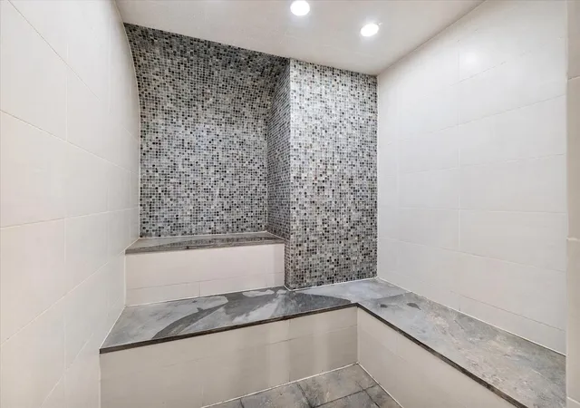 101st image of 2711 S Ocean Dr #3602, Hollywood, FL 33019 | MLS# B26024037