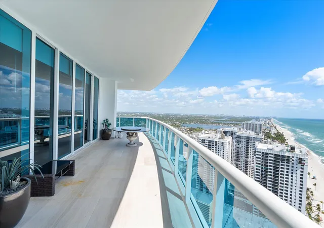 3rd image of 2711 S Ocean Dr #3602, Hollywood, FL 33019 | MLS# B26024037