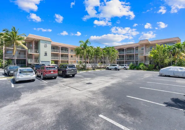 21st image of 100 Se 6th Ave #304, Pompano Beach, FL 33060 | MLS# B26024064