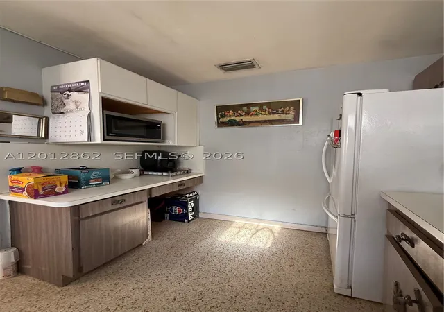 Photo 2 of Single family home for sale at 399 W 12th St, Hialeah, FL 33010 | MLS# A12012862 | Listing updated on 2026-08-24