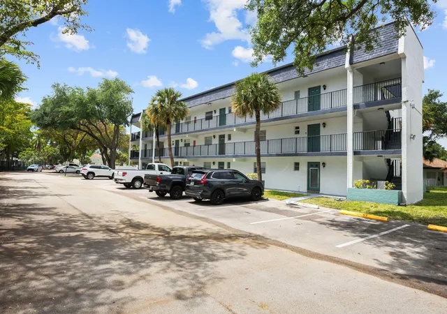 18th image of 8004 Lagos De Campo Blvd #C-203, Tamarac, FL 33321 | MLS# B26024121