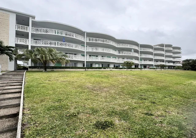 2nd image of 2381 Sunset Ave #117, Lake Worth Beach, FL 33461 | MLS# B26024278