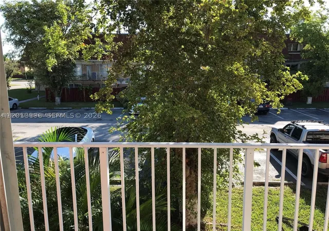 260 NW 107th Ave #207