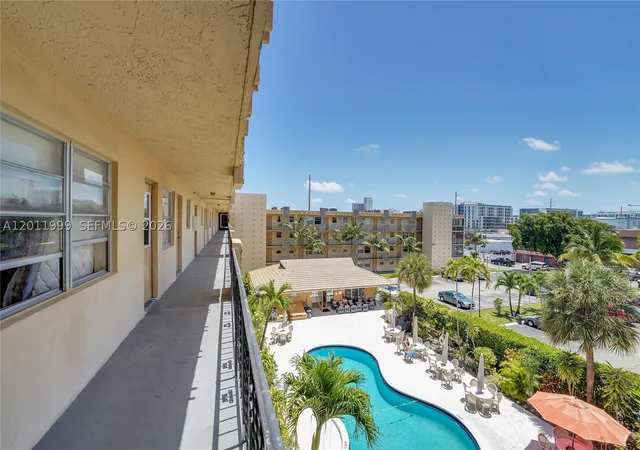 33rd image of 2145 Pierce Street #418, Hollywood, FL 33020 | MLS# A12011999
