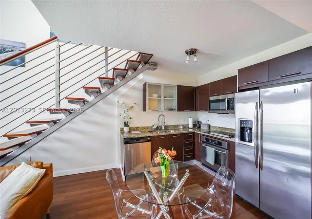 Photo 2 of Condo for sale at 41 Se 5th St #1003, Miami, FL 33131 | MLS# A12013273 | Listing updated on 2026-08-26