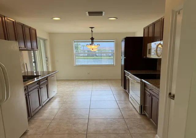 5th image of 2140 Wingate Bnd, Wellington, FL 33414 | MLS# B26024496