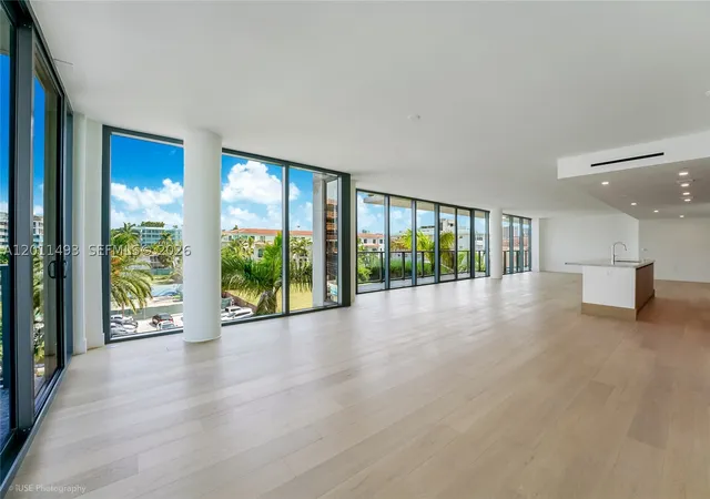 2nd image of 1177 Kane Concourse #405, Bay Harbor Islands, FL 33154 | MLS# A12011493