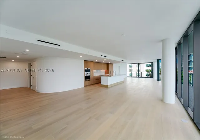 3rd image of 1177 Kane Concourse #405, Bay Harbor Islands, FL 33154 | MLS# A12011493