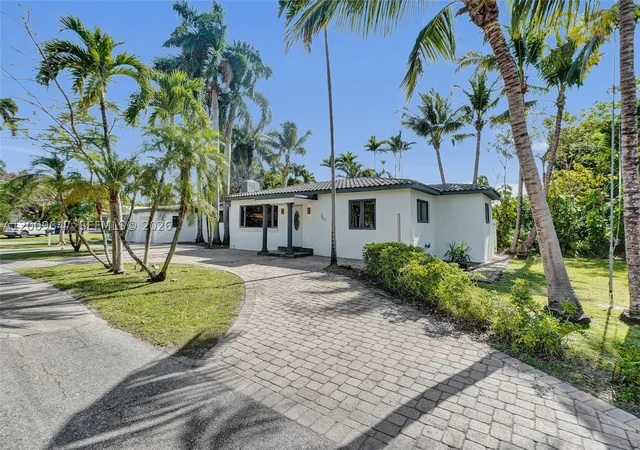 1st image of 707 N 13 Avenue, Hollywood, FL 33019 | MLS# A12009647