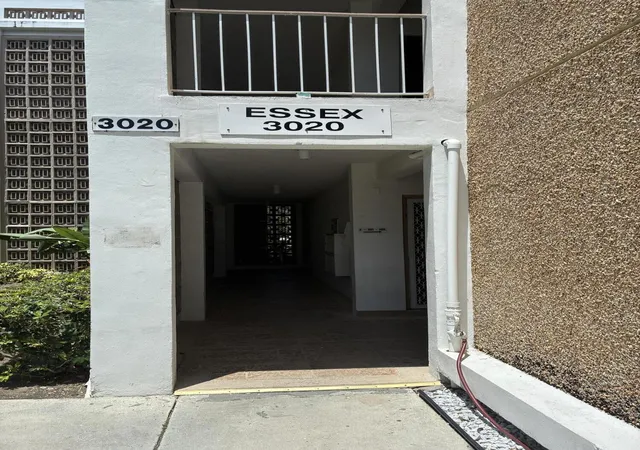 1st image of 3020 Ne 16th Ave #102, Oakland Park, FL 33334 | MLS# B26024666