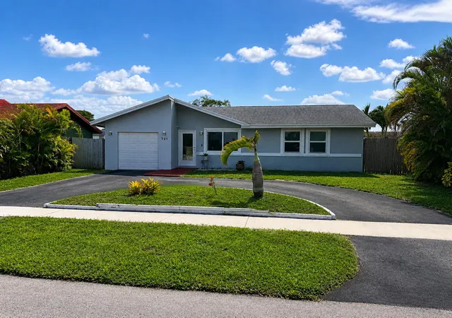 Homes for sale in North Lauderdale, FL | 721 Sw 79th Ave, North Lauderdale, FL 33068 | MLS# B26024686