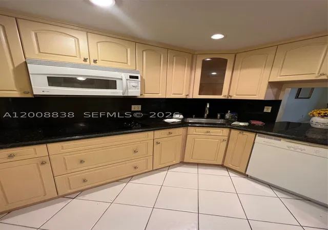 Photo 3 of Condo for sale at 5860 Nw 64th Ave #106, Fort Lauderdale, FL 33319 | MLS# A12008838 | Listing updated on 2026-07-19