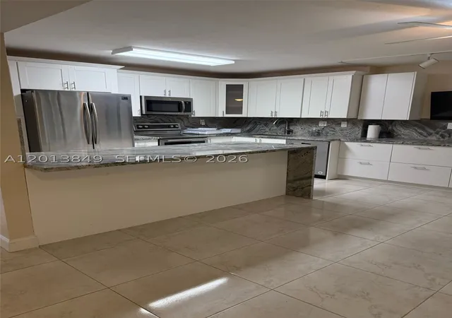 2nd image of 20381 Ne 30th Ave #118-7, Aventura, FL 33180 | MLS# A12013849